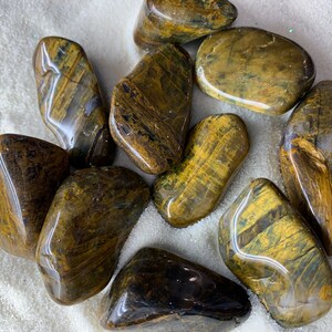 Large Lion Skin Tumbled Stone