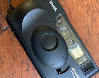 Kodak Advantix 2100-Auto vintage point and shoot camera.