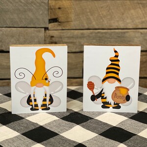 Bee Gnome Wooden Block Sign, Bee Tiered Tray Decor, Mini Tiered Tray Signs, Bee Home Decor, Farmhouse Bee Decor, Honey Bee Decor, Beehive