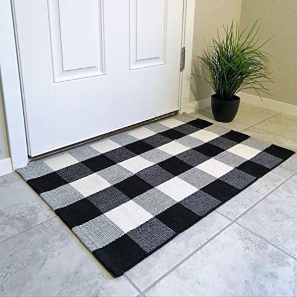 Buffalo Plaid Rug | Black and White Checkered Rug| Buffalo Plaid Door Mat| Plaid Door Mat Outdoor Rug | Welcome Mat | Front Door Mat