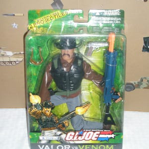 Vintage 2005 Hasbro Inc. GI JOE Valor vs Venom / * Wild Bill / 1/6 Scale Fully Posable Action Figure