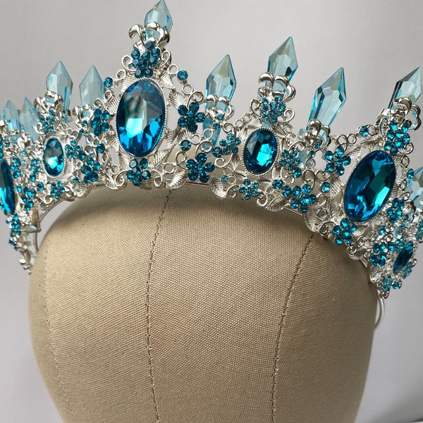 Blue crystal crown, blue crystal tiara, pageant crown, princess blue crown, renaissance crown