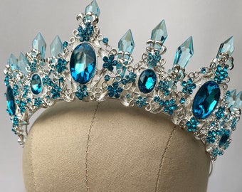 Blue crystal crown, blue crystal tiara, pageant crown, princess blue crown, renaissance crown