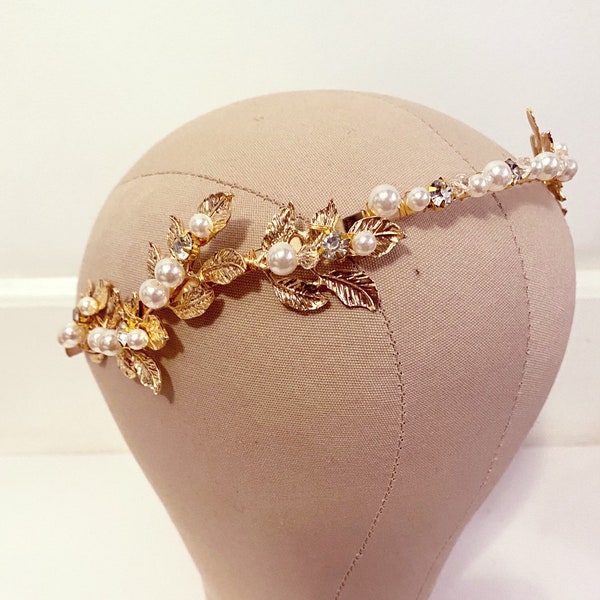 Gold leaf headband , Goddess gold crown,pearl gold leaf tiara, gold leaf diadem,boho leaf headpiece, bridal gold crown, leaf pearl hair vine