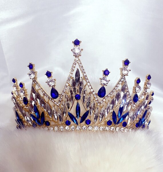 Blue tiara deals