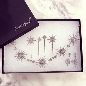 Hårnålar med silverstjärna, stjärnhuvudbonad, stjärntiara, hårspänne med stjärnmåne, stjärnhårspänne, astrologipresentset, 8 delar med presentask bild 9