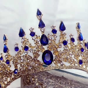 Blue crystal baroque crown,Victorian sapphire tiara, blue pageant crown, royal blue cosplay tiara,bridgerton crown, blue bride crystal crown