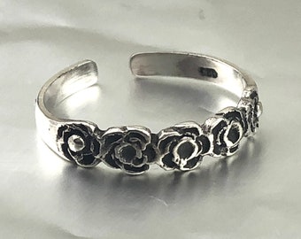 Anneau d’orteil de fleur • anneau d’orteil argenté sterling • anneau réglable d’orteil • anneau d’orteil solide •anneau de petit doigt • anneau pinky • anneau de jointure