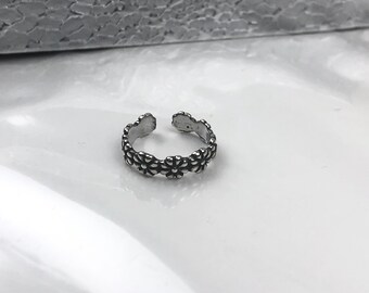 Sterling silver toe ring