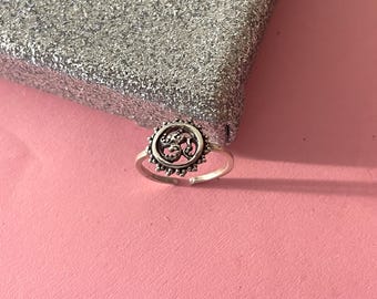 Anillo para el dedo del pie con ondas de plata de ley