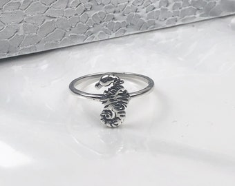 Sterling Silver Sea Horse Ring