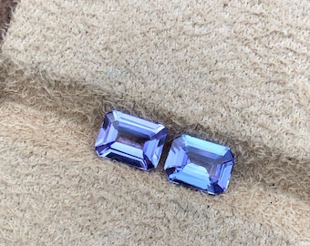 Par de tanzanitas de talla esmeralda de 2,35 quilates para pendientes, joyería