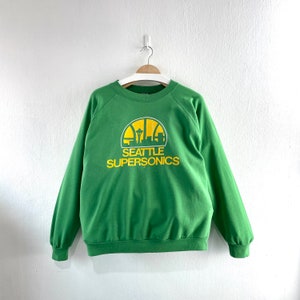 Vintage 90s Seattle Sonics NBA Basketball Crewneck Sweatshirt Team Sportswear