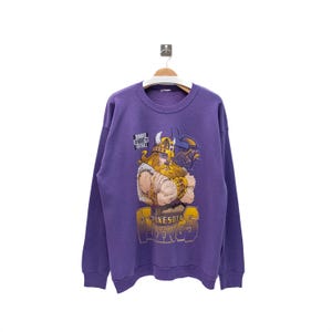 Vintage 1995 Minnesota Vikings | NFL Football Sweatshirt | Retro Team Crewneck Pullover | Classic 90s Sportswear | Unisex Apparel | Size XL