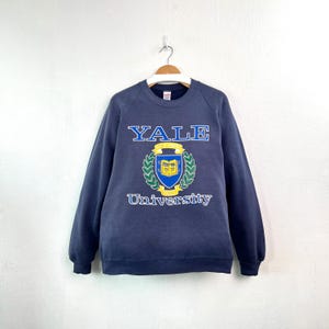 Vintage 80s Yale University Sweatshirt | Ivy League Crewneck | College Pullover Retro Style | Size M