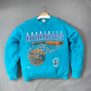 T-shirt Vintage Charlotte Hornets Salem Sportswear Années 90 - Taille L, Imprimé éclair, Bon état