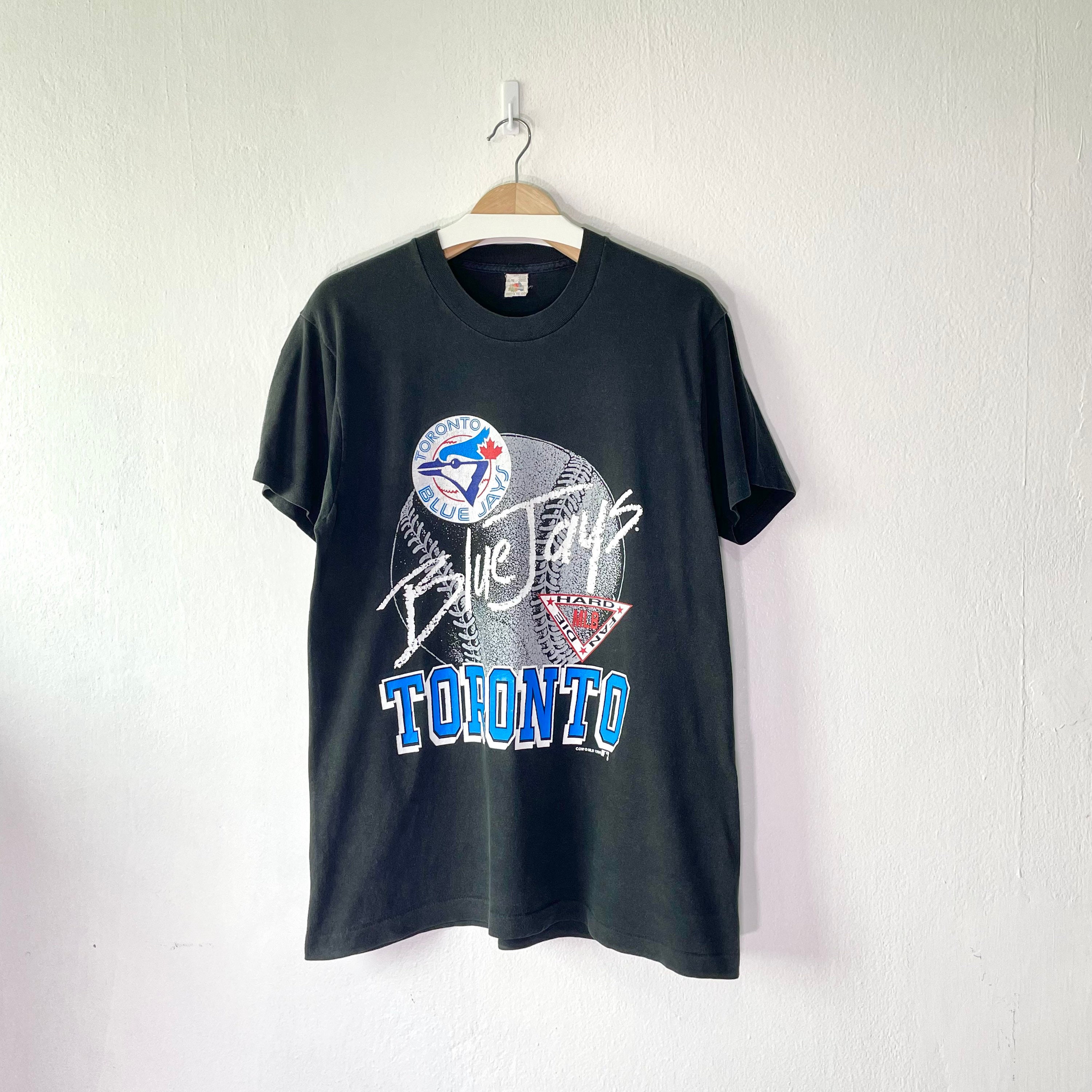 whereispapa Vintage 1990 Toronto Blue Jay Diehard Fan Black T-Shirt