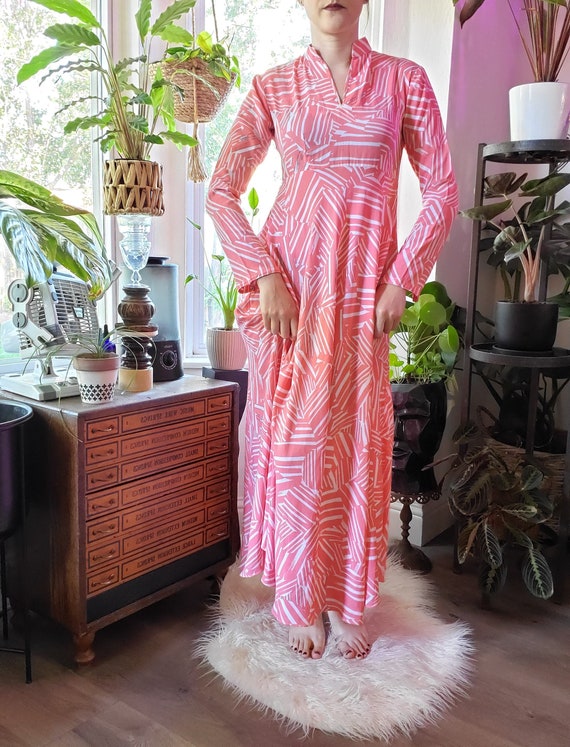 Long Sleeve  Ethnic  Tunic  Maxi  Vintage  White  Cotton  Floral Embroidery  Loose  Autumn Boho Dress