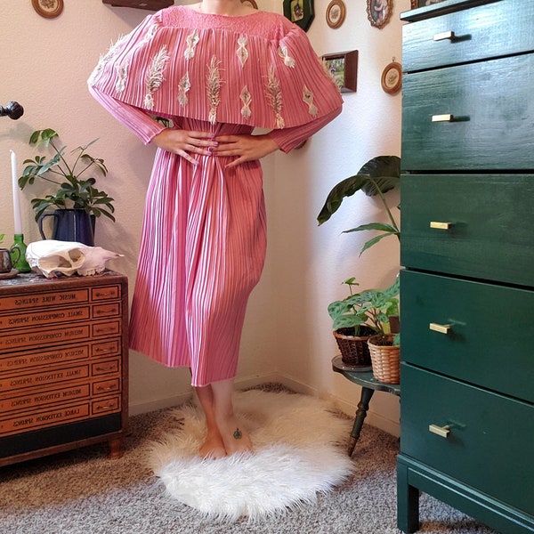vintage 1970s pink dress