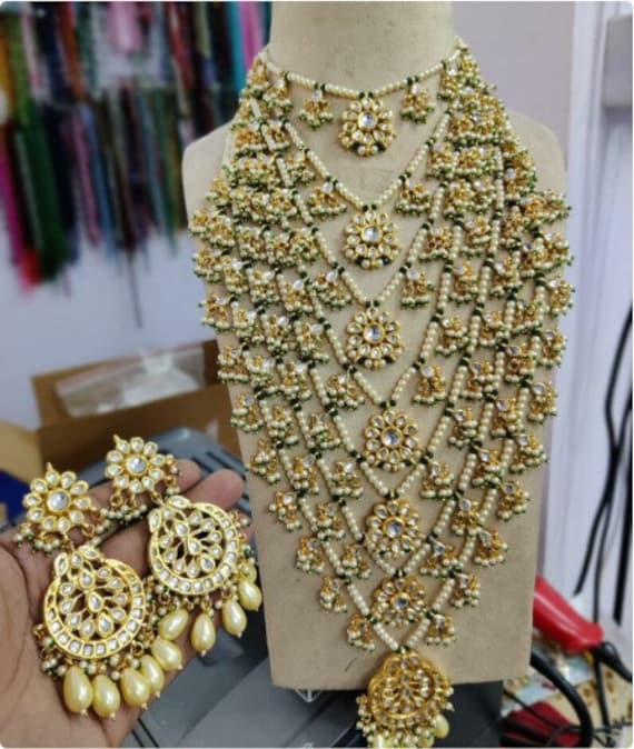 Designer elagant kundan haar with multi shaped kundans double layer kundan necklace triple layer kundan set single layer kundan necklace