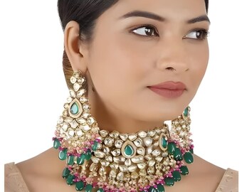Kundan Choker Set: Green & Gold Indian Jewelry, Earrings