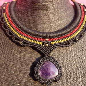 Choker with amethyst, macrame choker healing stone, Goa, elf jewelry, Wicca, ethno choker, tribal, brass hoops with macrame, festival