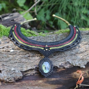 Chokers with gemstone, macrame choker healing stone, Goa, elven jewelry, Wicca, ethnic choker, tribal, brass hoop with macrame, festival