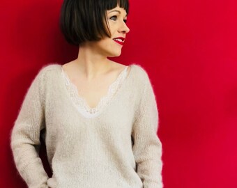 Knitting Pattern Raglan Sweater with V-Neck – Beginner Friendly (PDF)