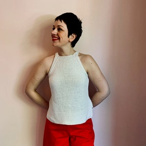 Linen halter top knitting instructions: Elegant summer top for every occasion