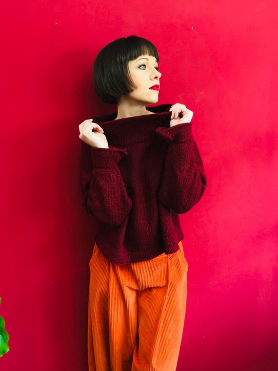 Exclusive Knitting Pattern – Audrey Hepburn-Inspired Sweater with U-Boat Collar