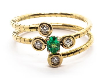 Anillo con esmeralda ovalada y diamantes talla brillante en oro de 18 kt - Anillo de compromiso - Anillo de piedras preciosas - Regalo mujer