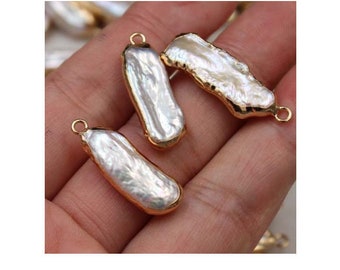 Natural Pearl Pendant,White Baroque pearl charm Pendant, Petal shaped pearl, irregular pearl bezel pendant  PB772