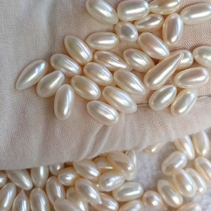 希少品！AA+グレード 7-10x12-16mm 超ロング ホワイトライス淡水パール、ドロップパールイヤリング、ティアドロップパール、穴なし PB2290