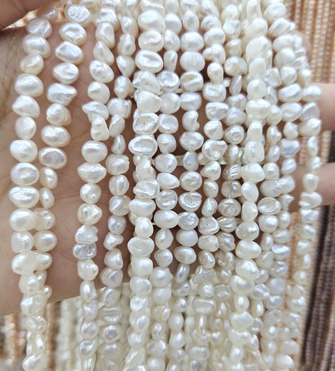 4～5 mm ケシパール、淡水真珠、小粒バロックパール、ドリルドナゲット