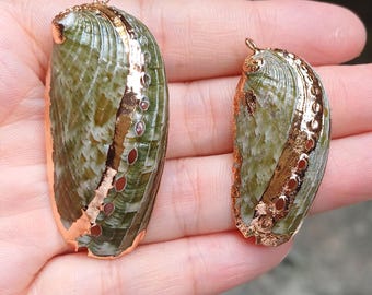 5pcs Gold Color Plated Shell Pendants, Natural Shell Pendants, Seashell Charms, for Jewelry Making GB2205