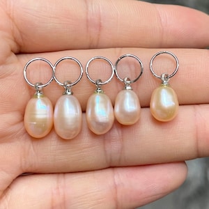6-9mm  Pearl Dangle Pendant, Pink Lavender, Pearl Charms, Pearl Drop Charms, Jewelry Charm, w/  Large Ring PB1808