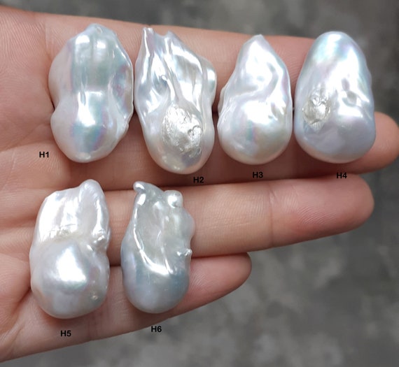 15-25mm White Large Baroque Pearl, Top Half Drilled, ,freshwater