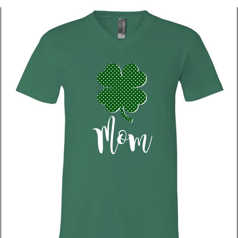 Mom shirt St Patrick/'s Day shirt Irish gifts Irish Shirt Lucky four leaf clover Shamrock Heart shirt St Patrick/'s day gif