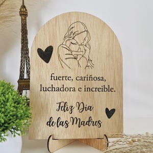 Tarjeta de felicitación para Mamá – Regalo Día de la Madre – tarjeta con Mensaje Grabado y Soporte Incluido - Tarjeta en Madera para Mamá