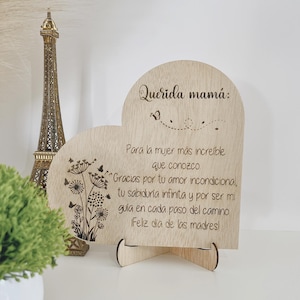 Tarjeta regalo Dia de la Madre madera – Regalo Día de la Madre – Corazón con Mensaje Grabado y Soporte Incluido - Tarjeta Madera para Mamá