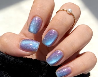 15ml/0.51oz Iridescent Blue Opal Cat Eye Gel - UV/LED Cure Sparkle Nail Polish