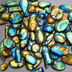 Natuurlijke LABRADORITE CABOCHON Multifire groothandel Labradorite Gemstone lot 500 karaat AAA kwaliteit Mix Size Labradorite Stone, Labradorite lot afbeelding 1