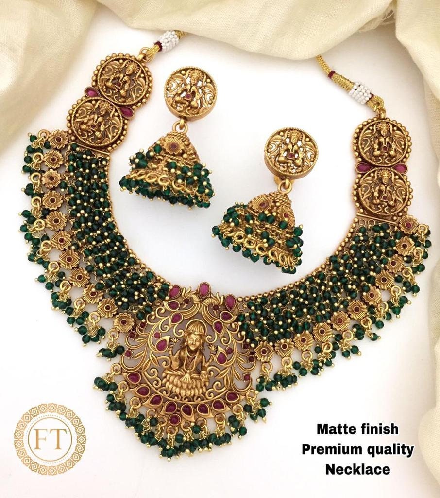 Beautiful Jewelry Choker Temple Beads 