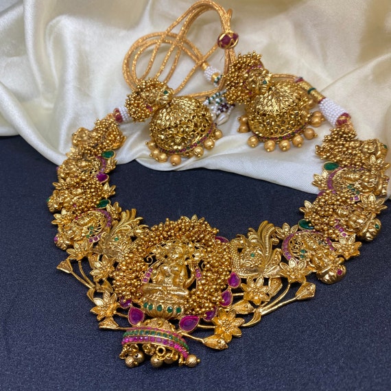 Shining Jewel Gold Plated Temple Jewellery Necklace Set with Maching J