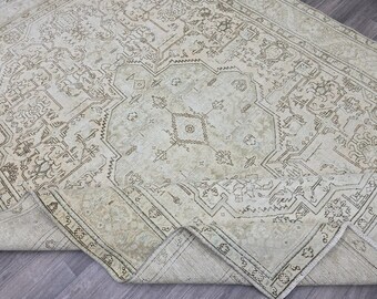 Großer Vintage-Oushak-Teppich, 244 x 335 cm, neutrales Beige, türkischer Teppich für das Wohnzimmer