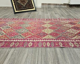 手編みのヘルキランナーラグ：ヴィンテージトルコ製廊下用ラグ - Etsy 日本