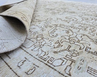 Vintage Rug 8x11, Camel Honey Beige Wool Area Rug, Tribal Medallion Turkish Carpet for Living Room, Bedroom, Office, Boho Rustic Decor