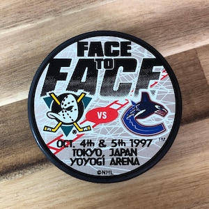 rondelle de hockey NHL vintage, face à face Tokyo Japon 1997, premier match, rondelle de hockey de collection, souvenir, bas de Noël, cadeau de hockey, fan de hockey