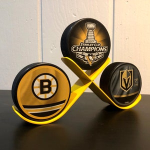 Hockey Puck Display / Hockey Puck Holder - Made in USA - Trophy Case - Medal Autograph Memorabilia Team Gift, Hockey Keepsake, Great Gift