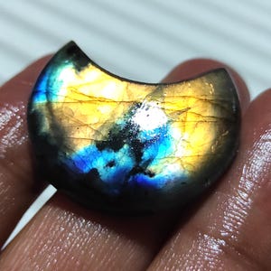 Pietra preziosa di labradorite naturale, cabochon di labradorite a forma di luna multicolore, pietra sciolta, cristallo di labradorite, labradorite per la creazione di gioielli